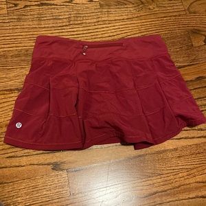 Lululemon pace rival skirt size 6 regular inseam red